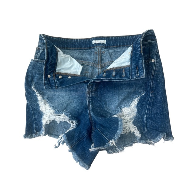 GOOD AMERICAN Bombshell Shorts Women’s High Rise Cut Off Denim Size 8/29 - Picture 5 of 7